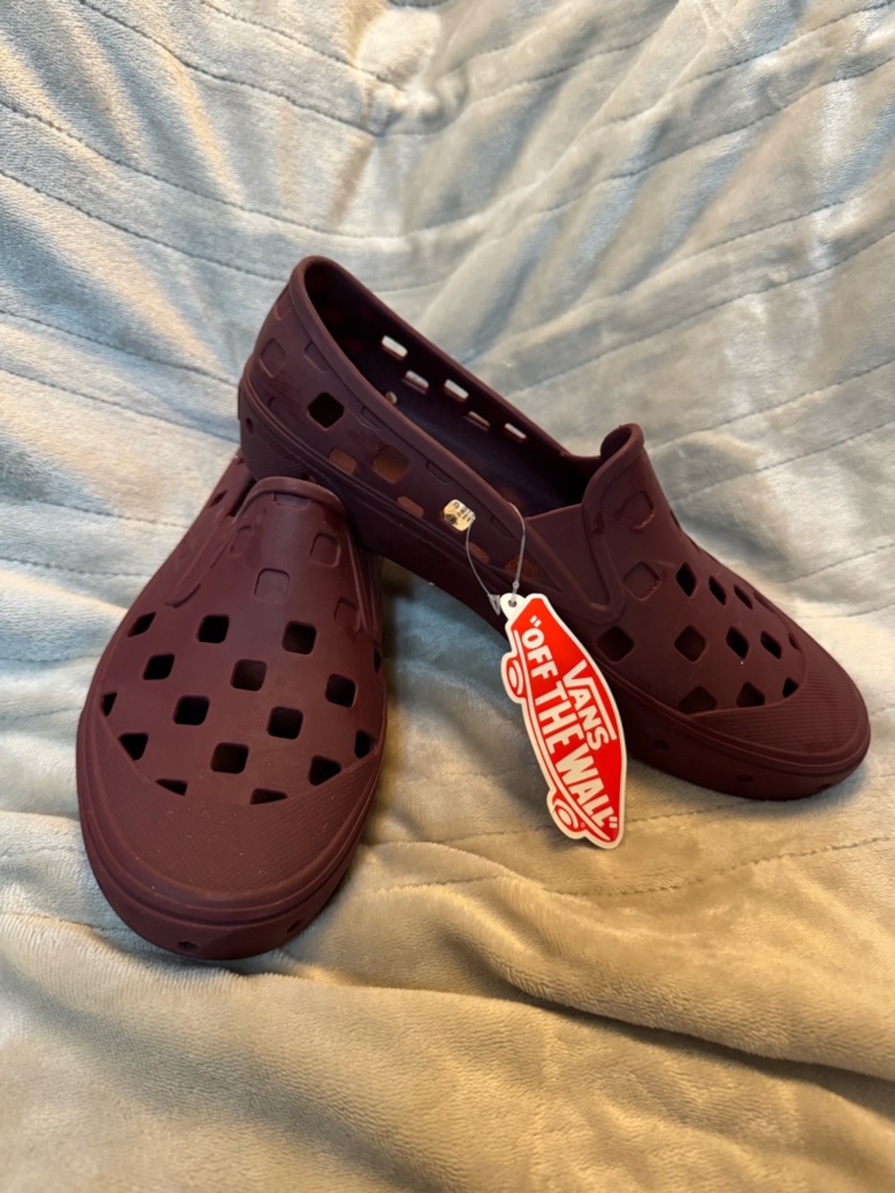 Vans Water Shoes Slip-Ons Size 7 Mens Size 9 Womens NEW WITH TAGS